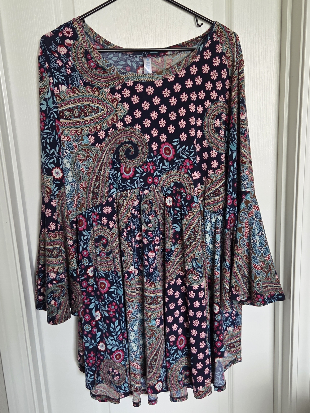 Paisley Grace Boho Floral Paisley Peplum Top Sz XL